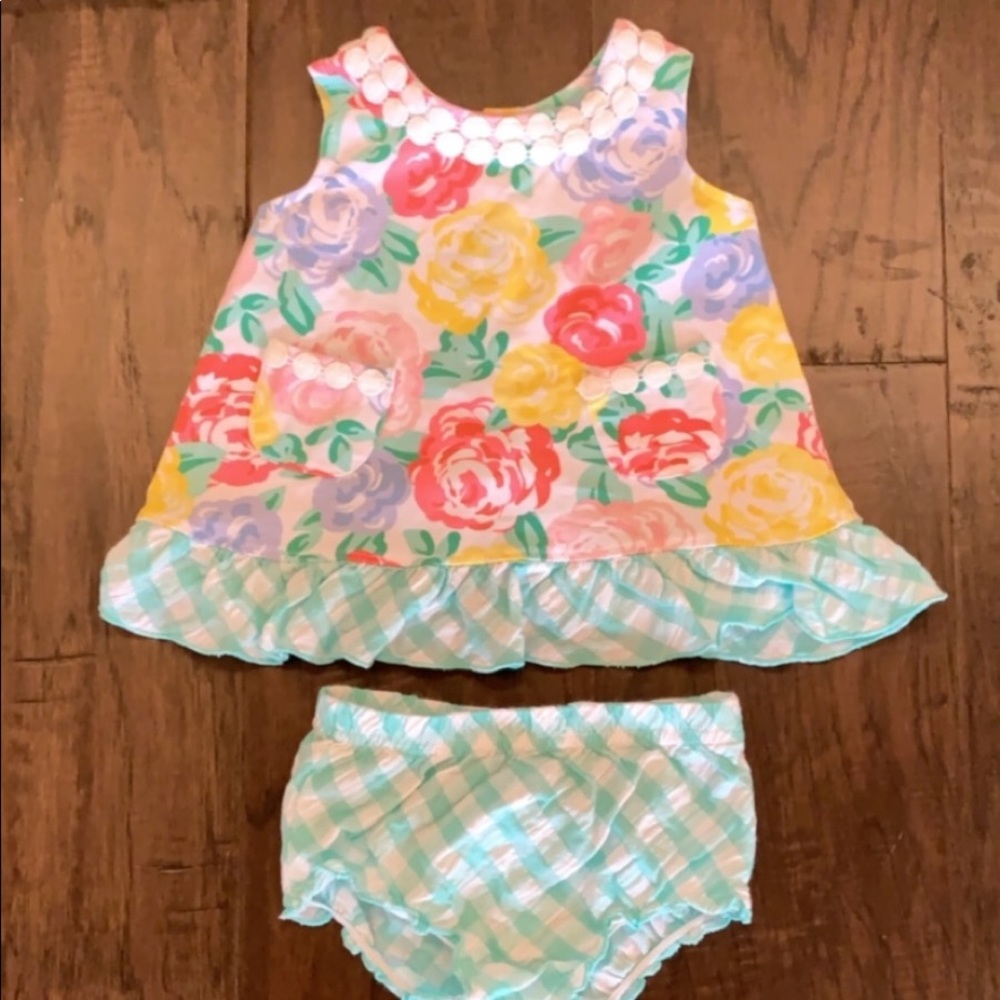 Crown & Ivy bloomer set